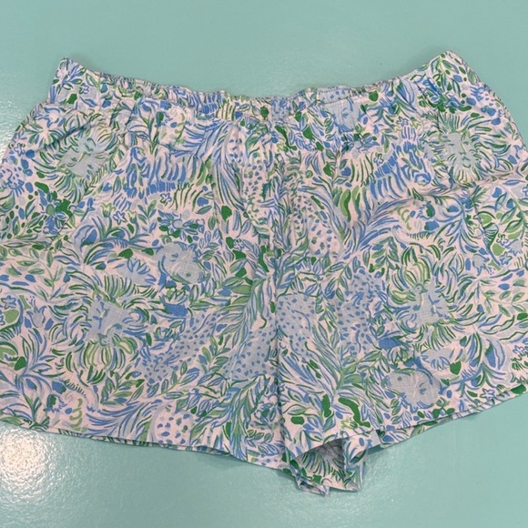 Lilly Pulitzer Lilo Linen Shorts in the Hydra Blue Dandy Lions print - Picture 5 of 8